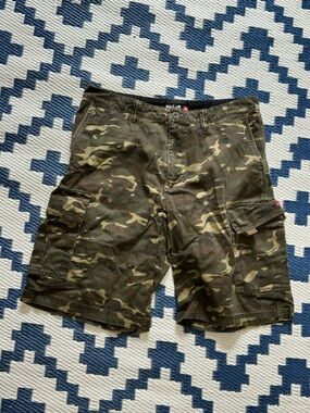 Vintage Quiksilver Cargo Camo Shorts Y2K Skater Surf Gear 34”